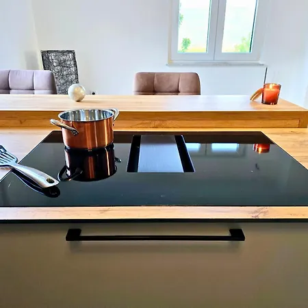 Biograci Široki Brijeg