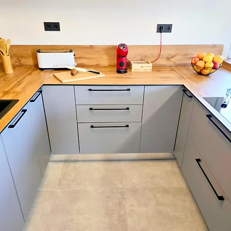 Biograci Široki Brijeg